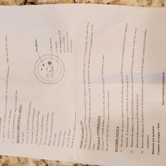 Thomas Kinkade CHRISTMAS Carol Clock 12 Songs VILLAGE 8" - Light Sensor NEW - Picture 4 of 9